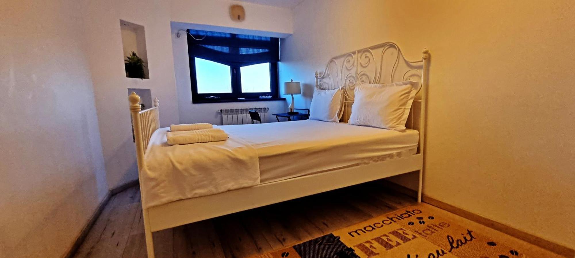 City Center Privat-Sauna Familyconcept Iasi Extérieur photo
